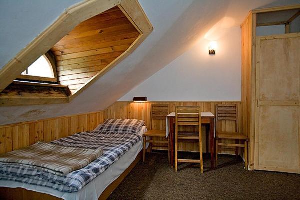 Schronisko Pttk Samotnia Hostel Karpacz Exterior foto